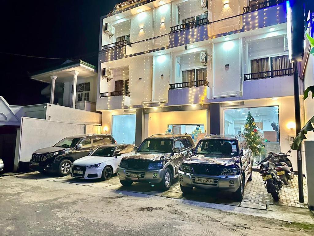 Lucky Transit Hotel - Katunayake Airport Εξωτερικό φωτογραφία