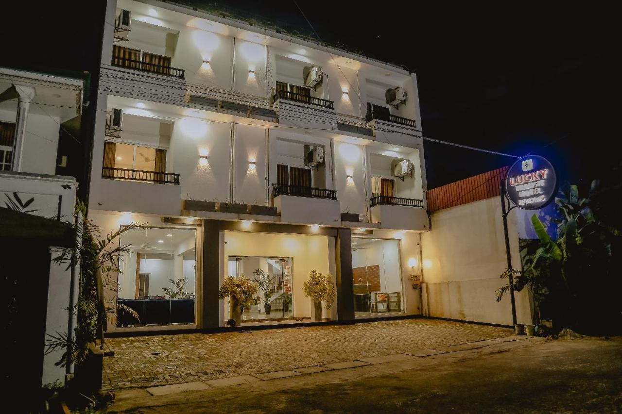 Lucky Transit Hotel - Katunayake Airport Εξωτερικό φωτογραφία