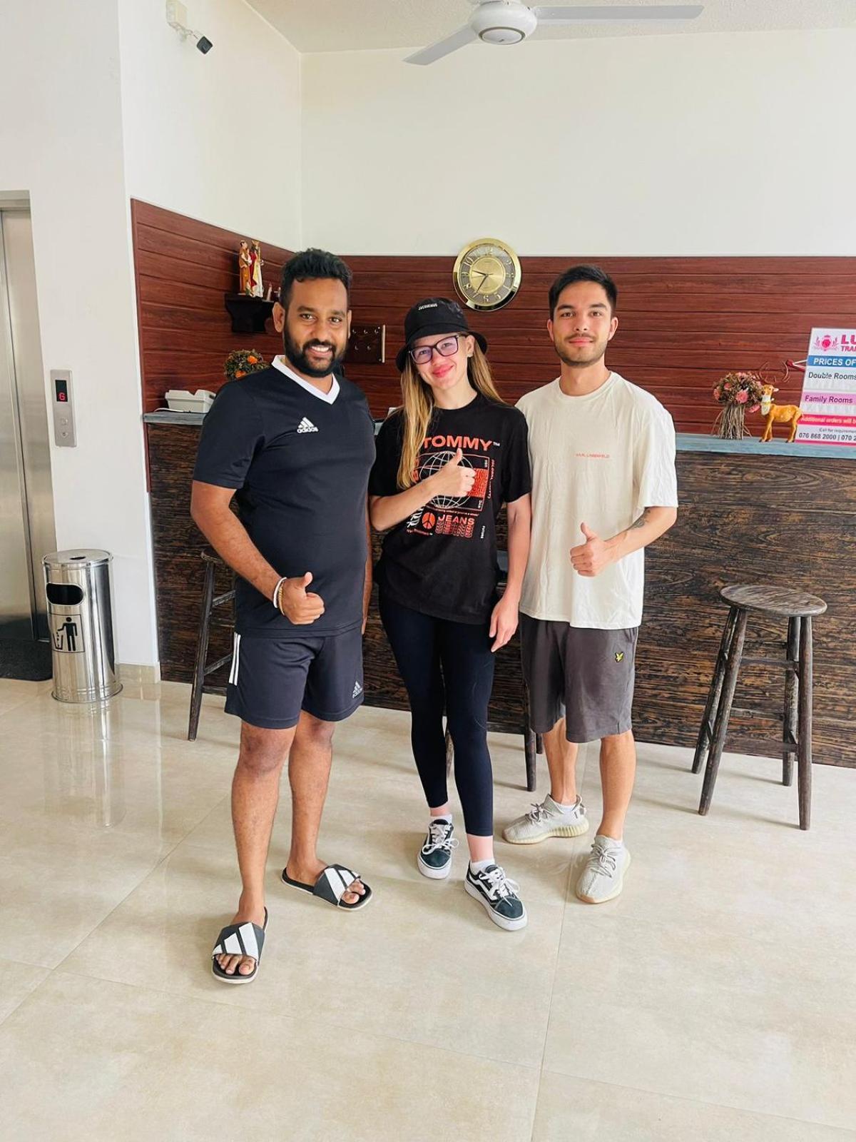 Lucky Transit Hotel - Katunayake Airport Εξωτερικό φωτογραφία